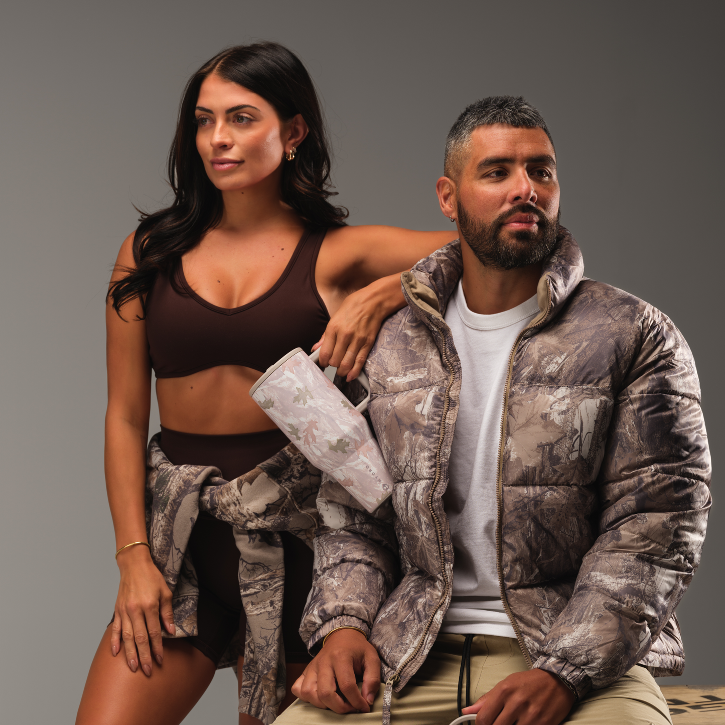 camo-40oz-1183ml-r0 TRVL-Camo-6WPI.png