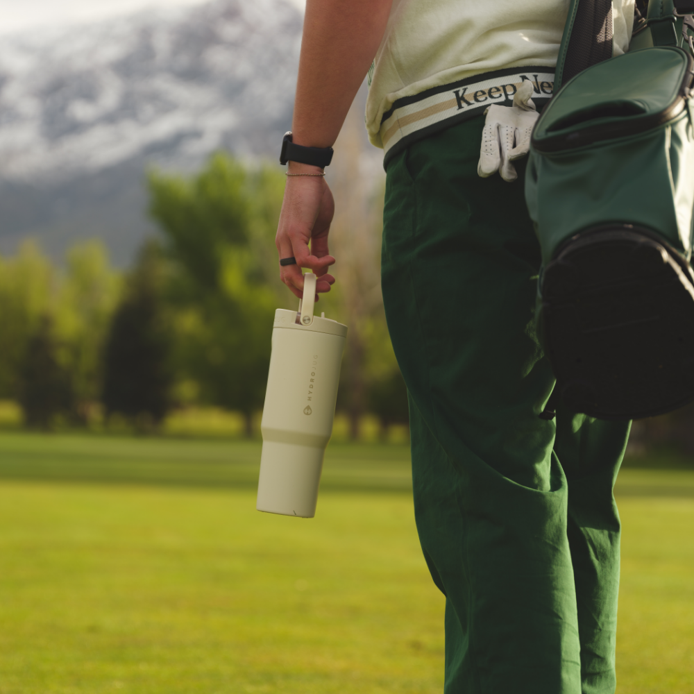cream-40oz-1182ml-p8 Web-Product_Images-Sport_40-Cream-10.png